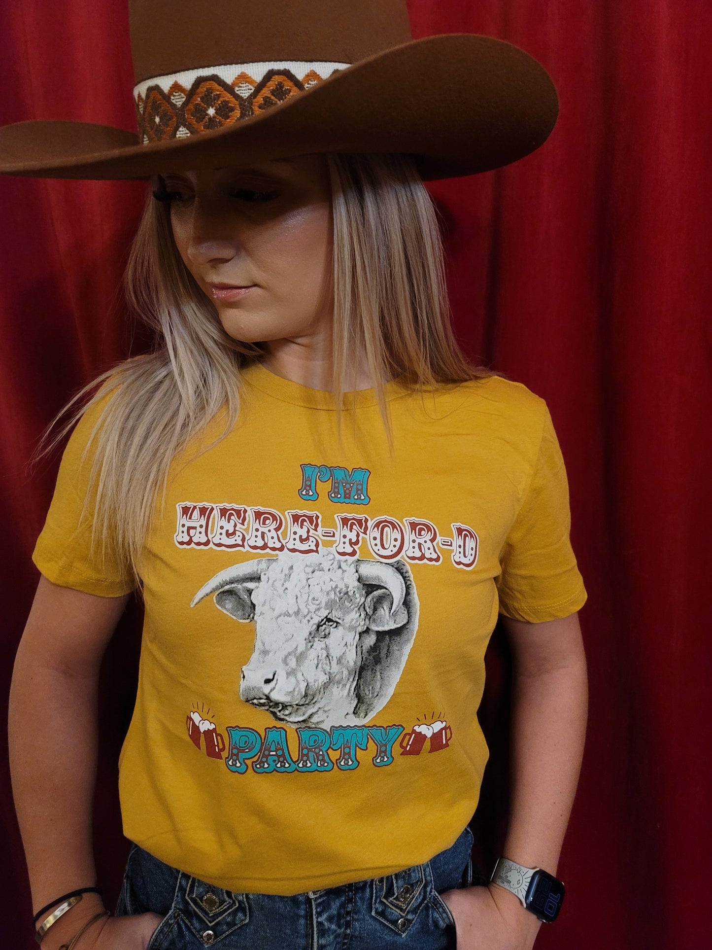 HEREFORD BULL T-SHIRT ..Im HERE-FOR-D PARTY